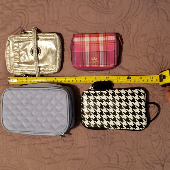 # 4 Grouping - Picture 11 of 12